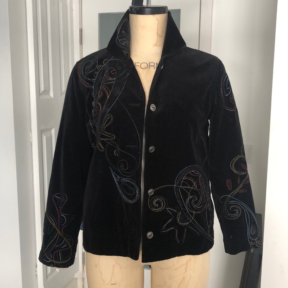 Woman’s plush embroidery jacket